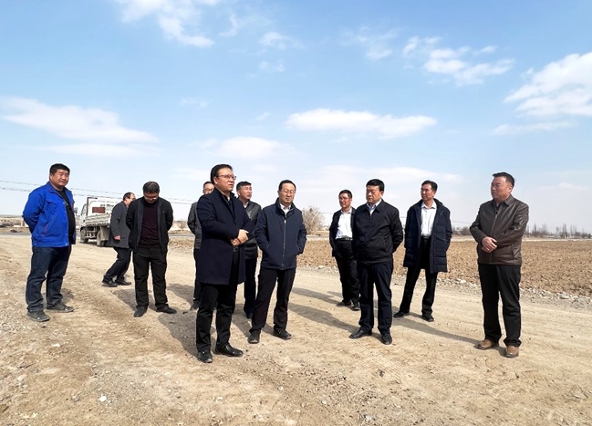 振興種業(yè)在行動(dòng),敦煌種業(yè)牽手奧凱種機(jī)、大禹節(jié)水現(xiàn)場對接推進(jìn)千畝智慧種業(yè)示范園區(qū)建設(shè)項(xiàng)目
